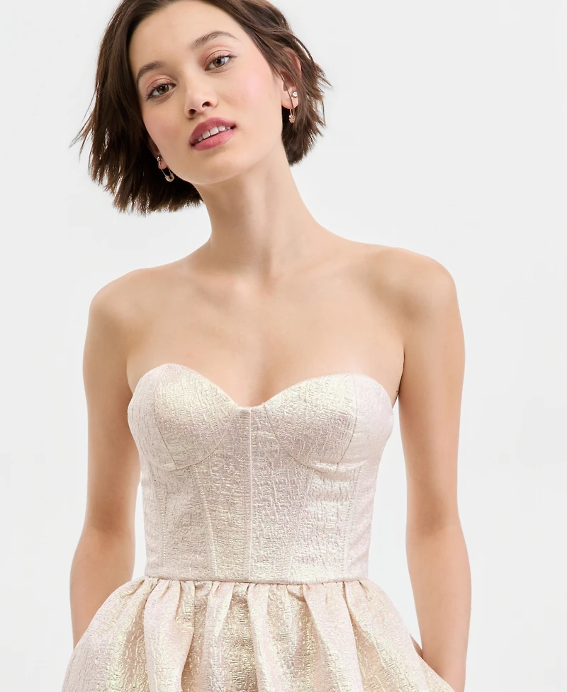 Violet Weekend Juniors' Sweetheart-Neck Metallic Gown