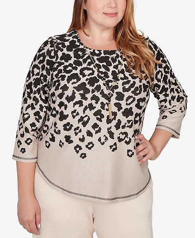 Alfred Dunner Plus Seville Animal Print Crew Neck Top with Necklace