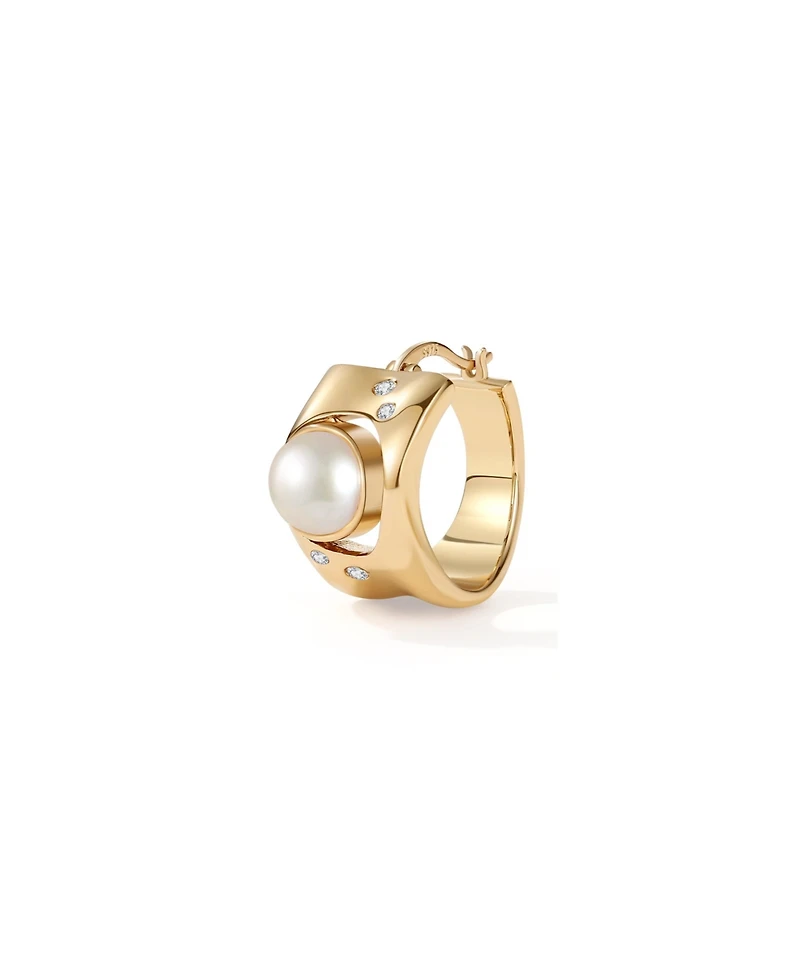 Retro Chic Dawn Light Pearl Hoop Earrings