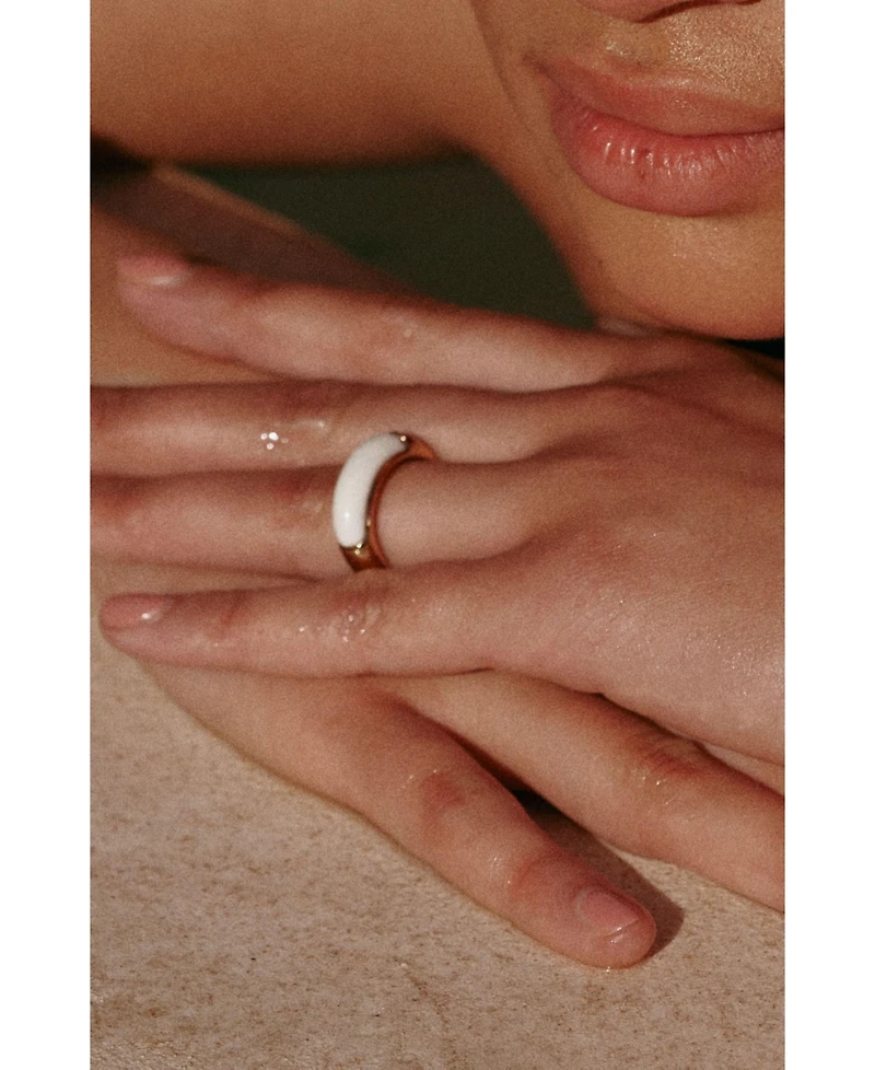 Retro Chic Time Ripples Ring