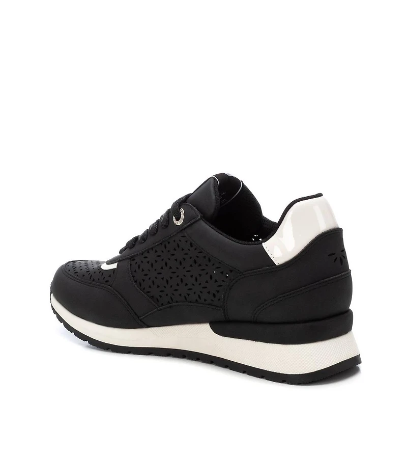 Refresh Collection Women's Casual Sneakers By Xti