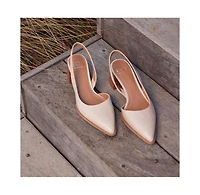 Eos Footwear Women's Aura Pump