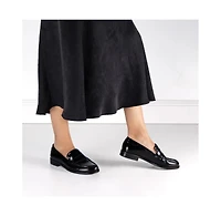 Eos Footwear Women's Jenna Loafer