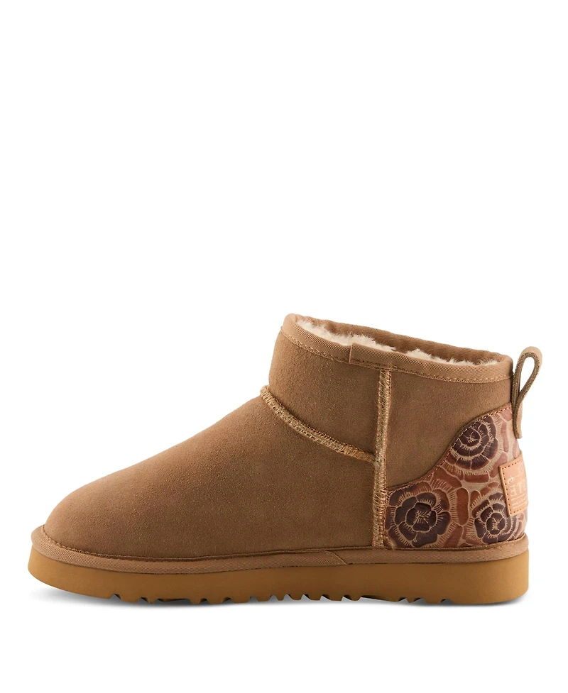 L'Artiste Women's Brandai-Curli Shearling Ankle Boot – Embossed Leather & Suede Slip-On With Whipstitch Detail