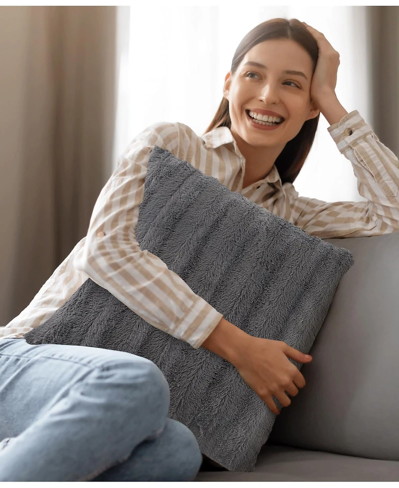 Cheer Collection Faux-Fur 2-Pack Decorative Pillows