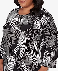 Alfred Dunner Plus Classic Geometric SharkBite Hem Top with Necklace