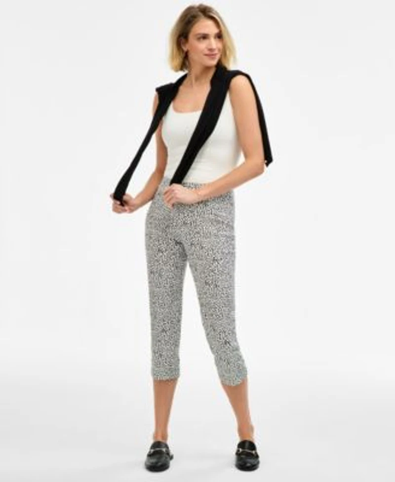 Jm Collection Womens Printed Pull On Capri Pants Macys Exclusive