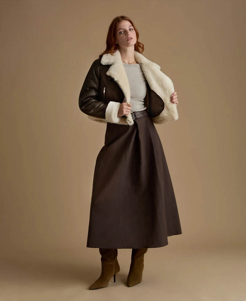 Furniq Uk Women's Cropped Aviator Style Shearling Jacket with Contrast Trim