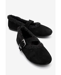 Forever & Always Shoes Guin Leather Strap Flat (Women)