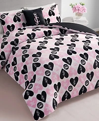 Juicy Couture Plush Reversible Queen Heart Logo -Pc. Comforter Set