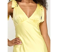 B Darlin Juniors' Sleeveless Satin Maxi Dress