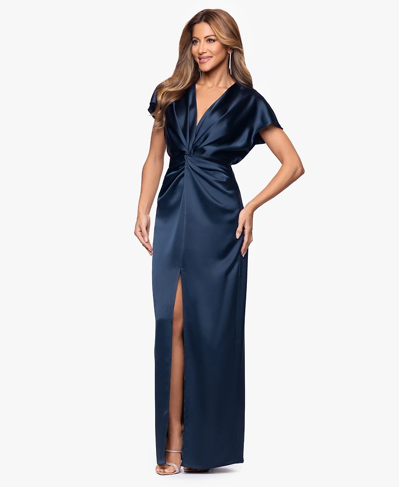 Xscape Women's Short Sleeve V-Neck Ball Gown