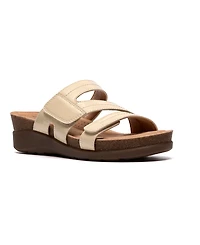 Clarks Women's Calenne Holly Slip-On Sandals