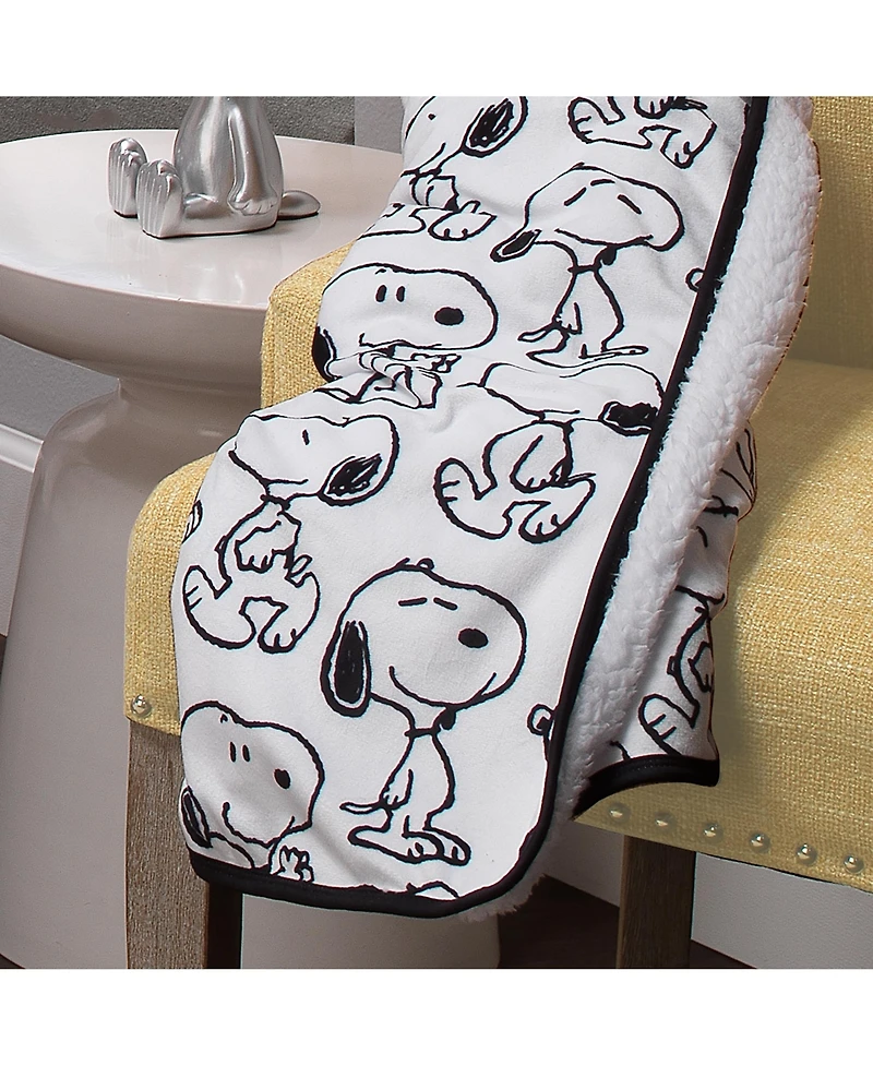 Lambs & Ivy Classic Snoopy Minky and Sherpa Baby Blanket - White/Black