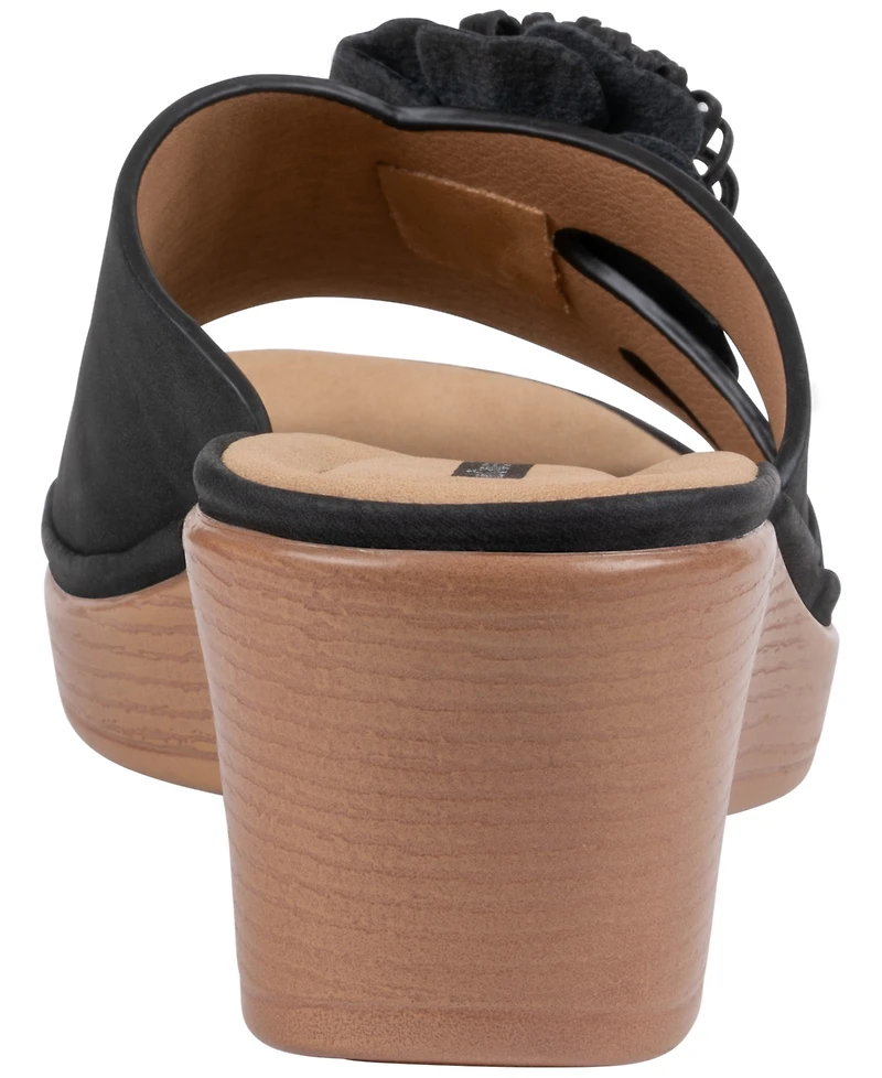 Gc Shoes Women's Jenna Floral Slip-On Wedge Sandals