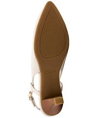 Clarks Women's Kepley Star Pointed Toe Dress Pumps