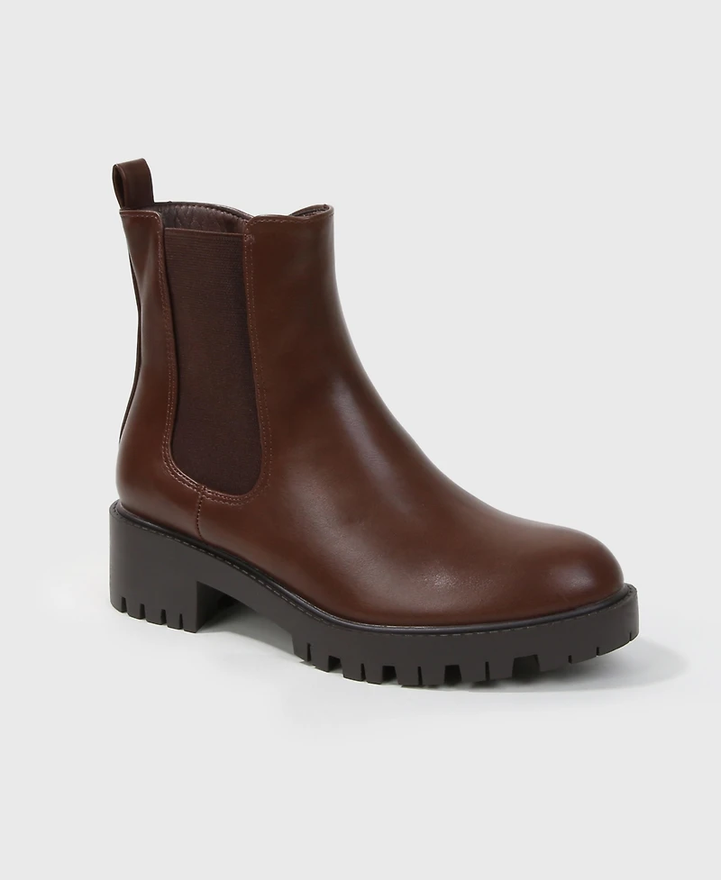 Berness Women's Kaya Lug Sole Chelsea Booties