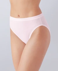 Wacoal Women's Understated Cotton Hi-Cut Underwear 879362
