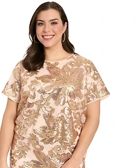 Muse Plus Jewel Neck Cropped T-Shirt