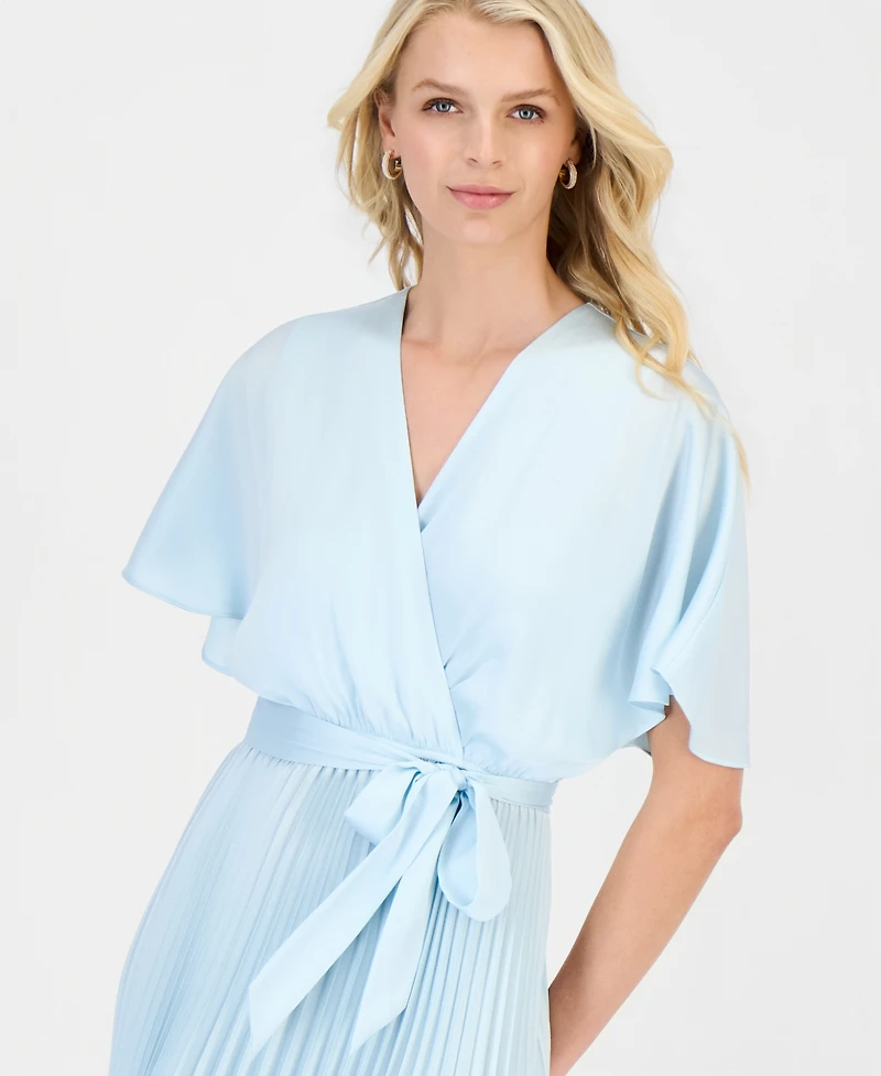 Sandra Darren Women's Pleated Flutter-Sleeve Dress