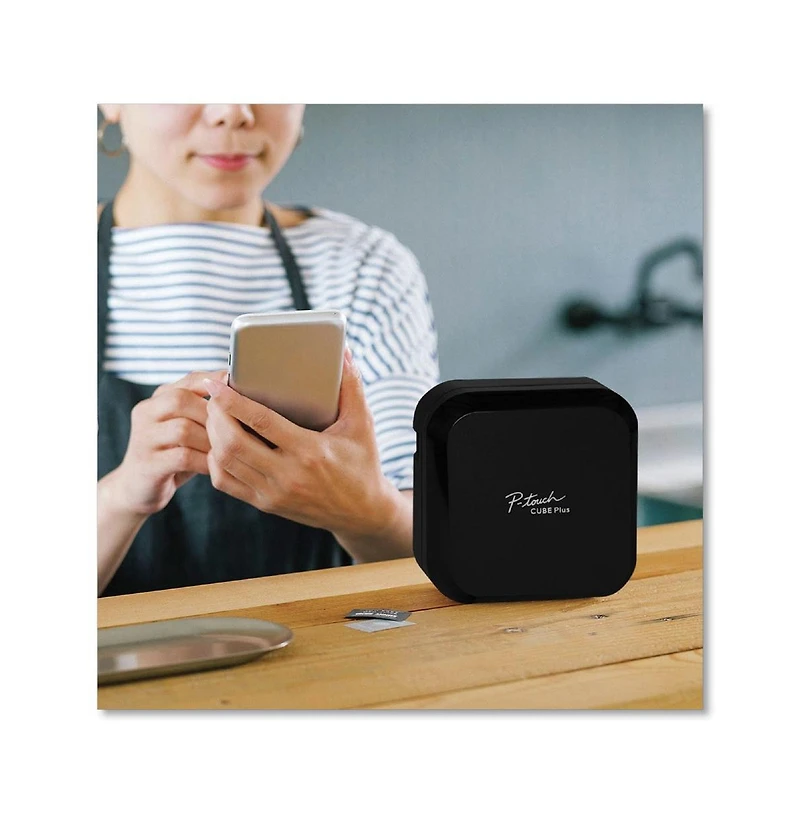 Brother P-Touch Pt-P710BT Cube 5 in. x 2.6 in. x 5 in. 20 mm/s Print Speed Wireless Label Maker