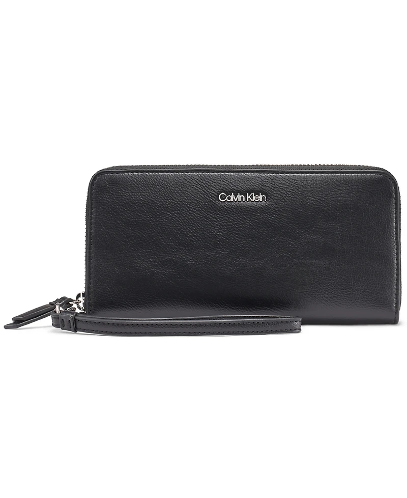 Calvin Klein Women's Audrey Boxed Wallet