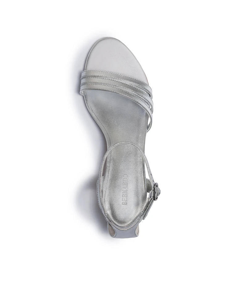 Bernardo Footwear Women's Lima Low Heel Sandal