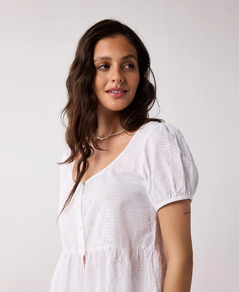 Reistor Women's Embroidered Peplum Top with Puff Sleeves