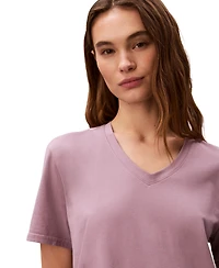 Calvin Klein Performance Women's Classic-Fit V-Neck T-Shirt