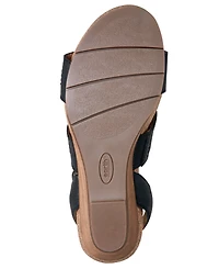 Earth Women's Helodie Fisherman Round Toe Wedge Sandals
