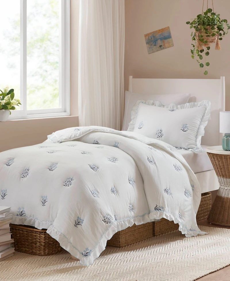 Intelligent Design Aglaia Floral Down Alternative 2-Pc. Quilt Set, Twin/Twin Xl