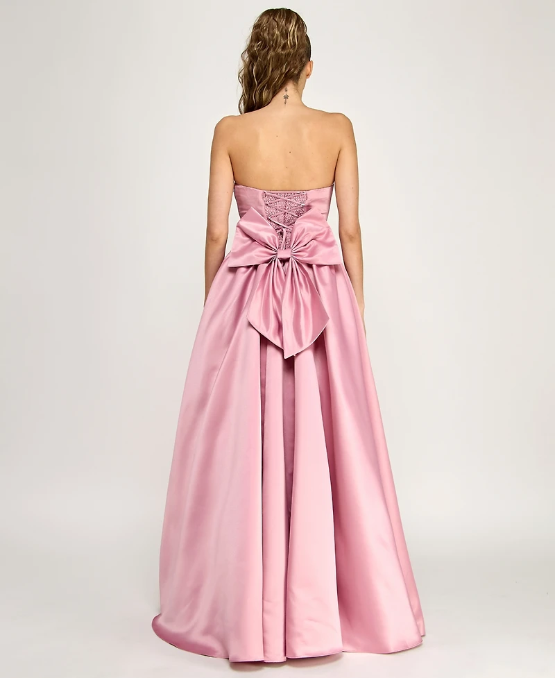 B Darlin Juniors' Strapless Ball Gown