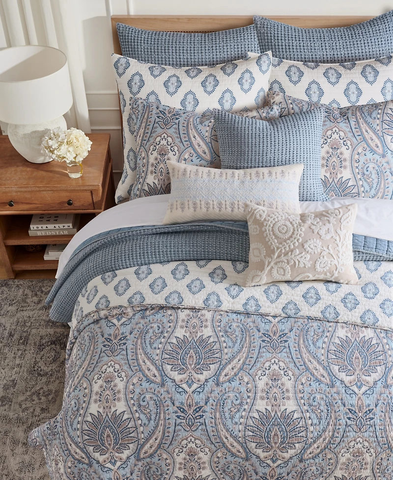 Levtex Kasey Damask Reversible -Pc. Quilt Set