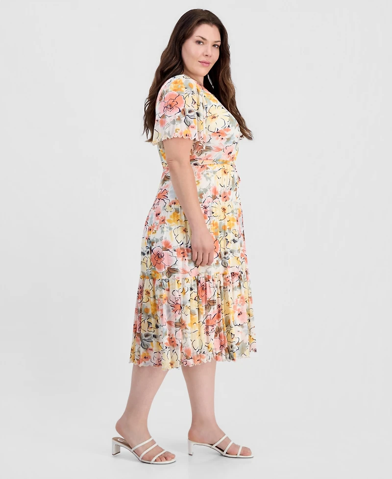 Sandra Darren Plus Tiered Flutter-Sleeve Dress