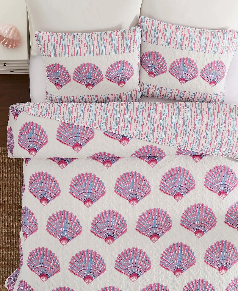 Avanti Scallop Shell Reversible -Pc. Quilt Set