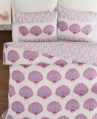Avanti Scallop Shell Reversible -Pc. Quilt Set