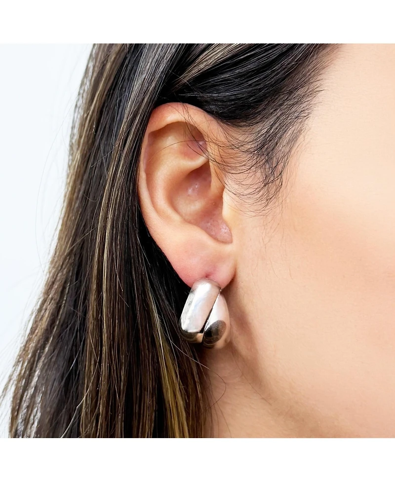 The Lovery Crossover C-Hoop Earring Sterling Silver