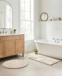 Madison Park Casablanca Tufted Cotton Bath Rug, 25" Round