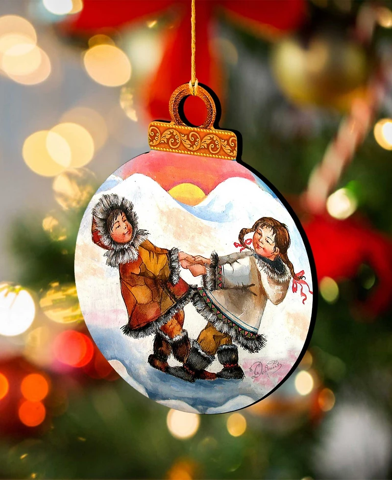 Designocracy Arctic Friendship Wooden Christmas Ornament Set of 2