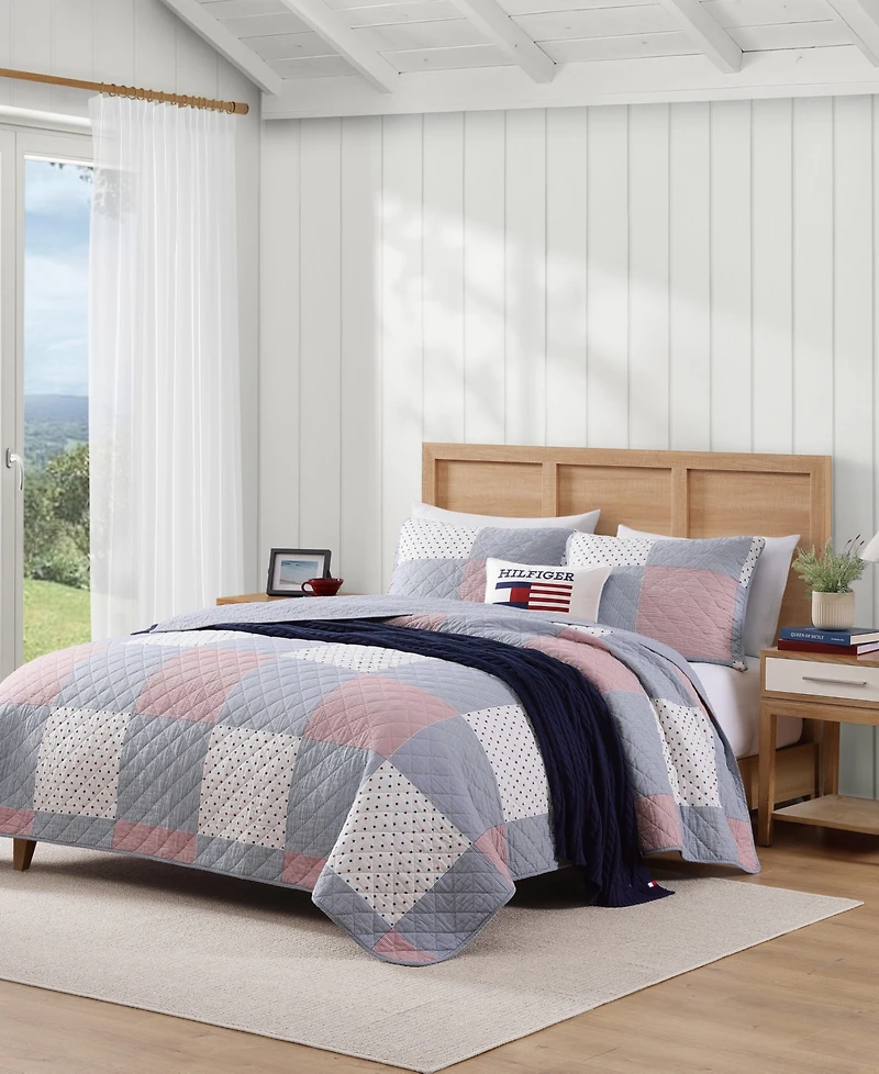 Tommy Hilfiger Ithaca Americana Patchwork Cotton Reversible -Pc. Quilt Set