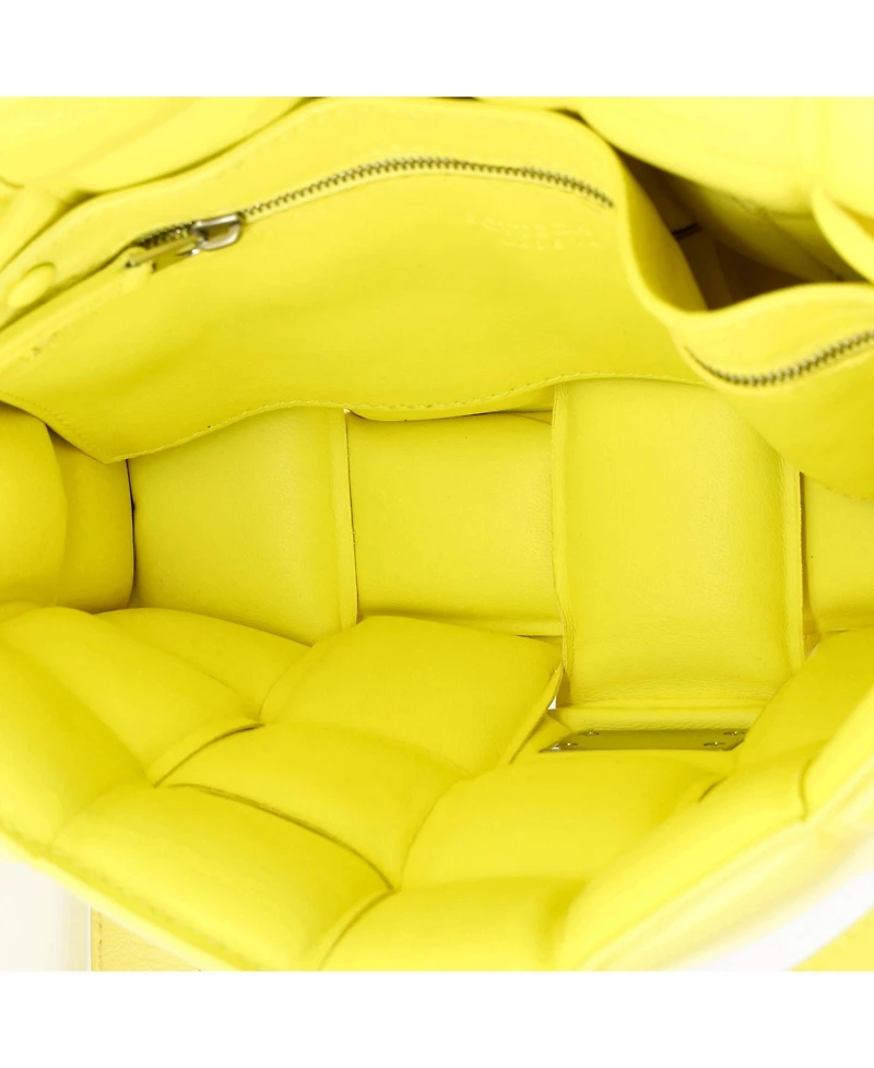 Pre-Owned Bottega Veneta Cassette Crossbody Bag Padded Maxi Intrecciato Leather