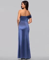 Blondie Nites Juniors' Sweetheart Neck Gown