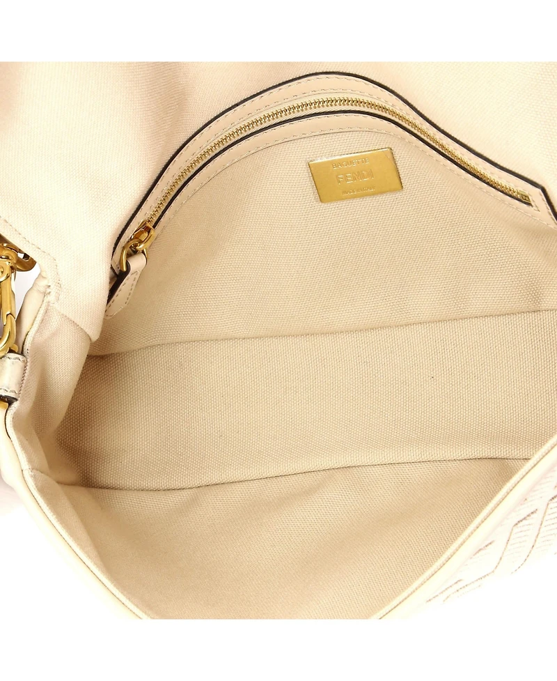 Pre-Owned Fendi Medium Baguette Nm Bag Zucca Embroidered Canvas