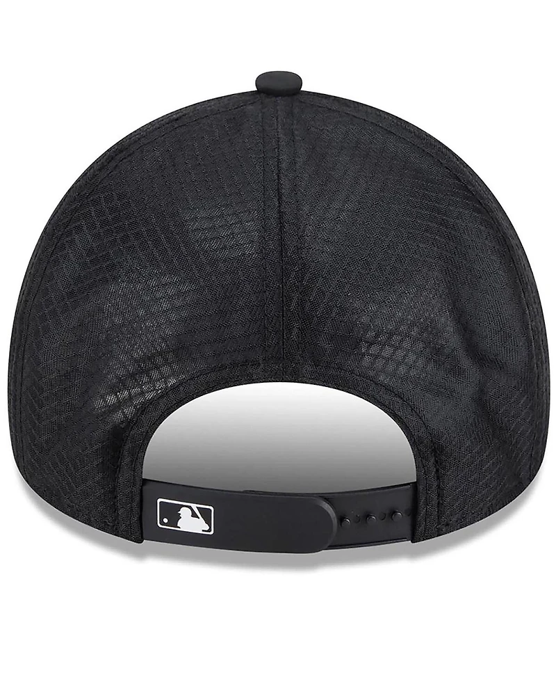New Era Men's Black Pittsburgh Pirates 2026 Batting Practice Alternate Apex 9FORTY Adjustable Hat