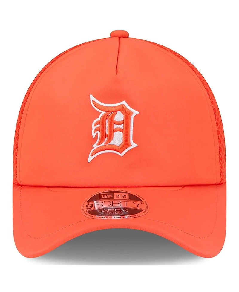 New Era Men's Detroit Tigers 2026 Batting Practice Apex 9FORTY Adjustable Trucker Hat