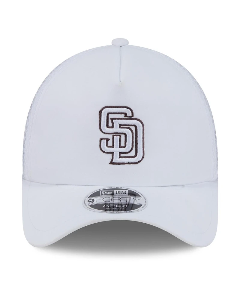 New Era Men's White San Diego Padres 2026 Batting Practice Apex 9FORTY Adjustable Trucker Hat