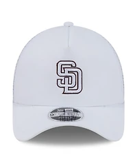 New Era Men's White San Diego Padres 2026 Batting Practice Apex 9FORTY Adjustable Trucker Hat