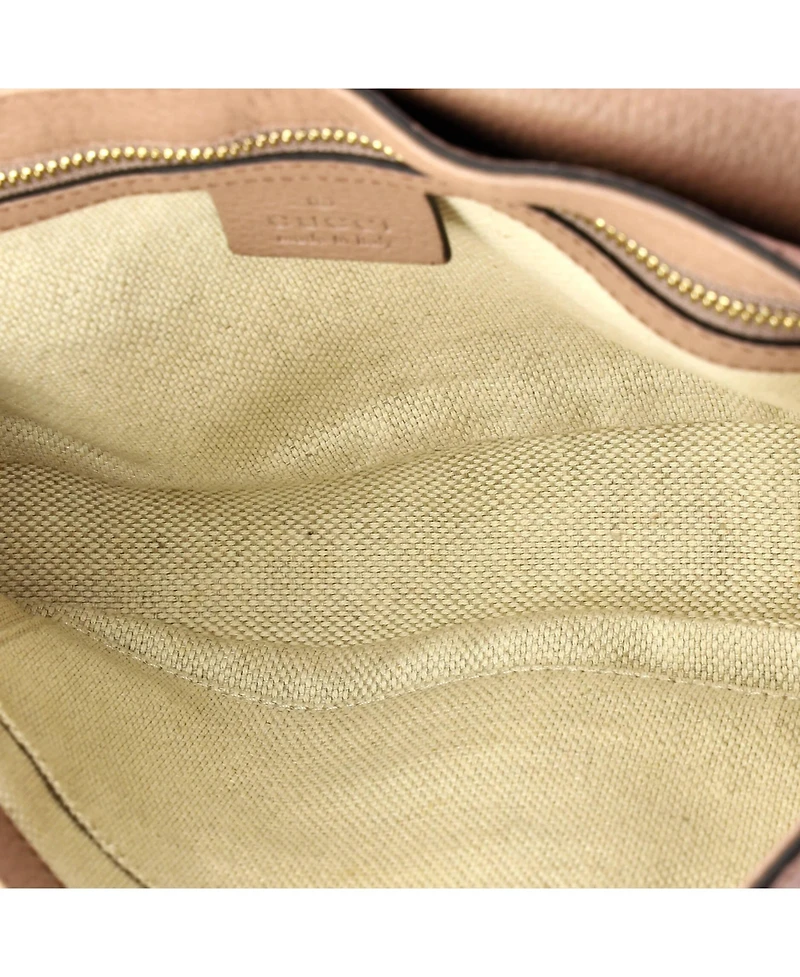 Pre-Owned Gucci Medium Soho Chain Crossbody Bag Leather