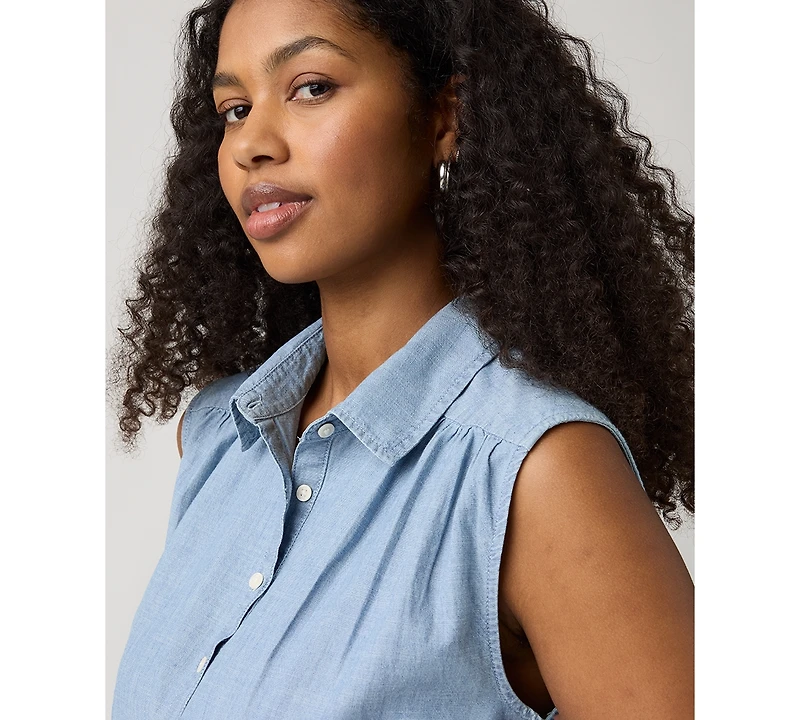 Levi's Women's Point Collar Relaxed-Fit Top