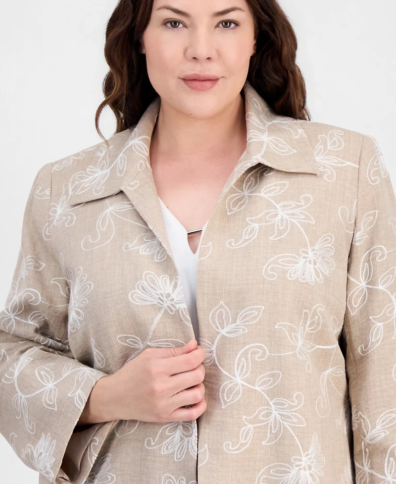 Kasper Plus Boxy Collared Jacket